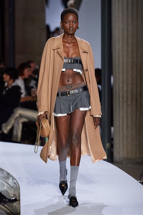 miu mini skirt 2023